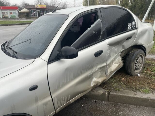 Серый Дэу Сенс, объемом двигателя 1.5 л и пробегом 218 тыс. км за 1400 $, фото 5 на Automoto.ua