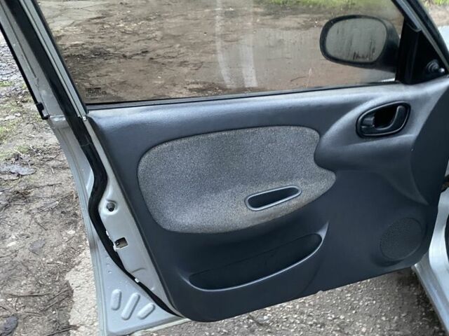 Серый Дэу Сенс, объемом двигателя 1.5 л и пробегом 225 тыс. км за 1850 $, фото 9 на Automoto.ua