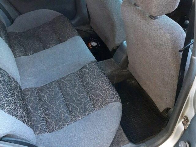 Сірий Деу Сенс, об'ємом двигуна 1.4 л та пробігом 180 тис. км за 1500 $, фото 8 на Automoto.ua