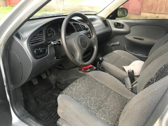 Сірий Деу Сенс, об'ємом двигуна 1.4 л та пробігом 180 тис. км за 1500 $, фото 7 на Automoto.ua