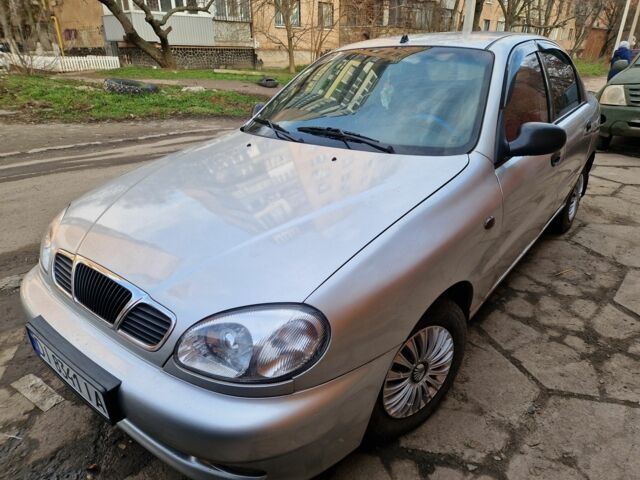 Серый Дэу Сенс, объемом двигателя 1.5 л и пробегом 180 тыс. км за 1900 $, фото 2 на Automoto.ua