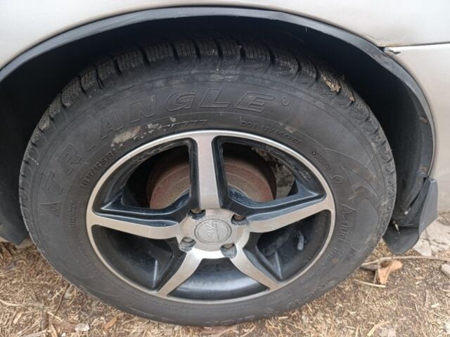 Серый Дэу Сенс, объемом двигателя 0 л и пробегом 90 тыс. км за 2300 $, фото 6 на Automoto.ua