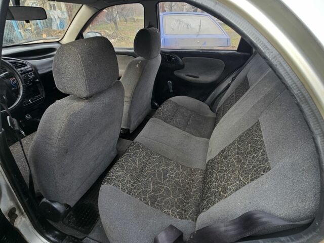 Серый Дэу Сенс, объемом двигателя 1.4 л и пробегом 142 тыс. км за 949 $, фото 6 на Automoto.ua