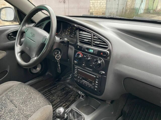 Серый Дэу Сенс, объемом двигателя 1.6 л и пробегом 280 тыс. км за 1320 $, фото 11 на Automoto.ua