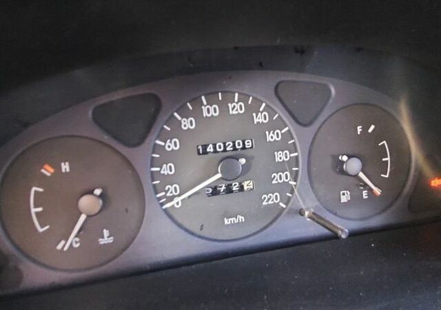 Сірий Деу Сенс, об'ємом двигуна 1.3 л та пробігом 140 тис. км за 2500 $, фото 5 на Automoto.ua