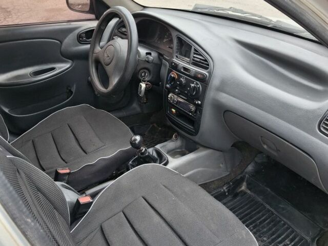 Сірий Деу Сенс, об'ємом двигуна 1.5 л та пробігом 111 тис. км за 1650 $, фото 7 на Automoto.ua