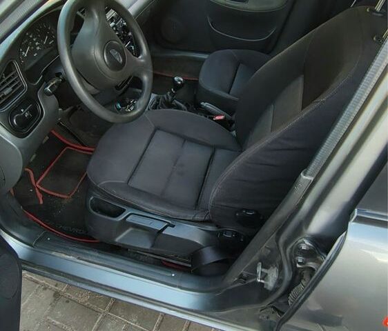 Сірий Деу Сенс, об'ємом двигуна 1.5 л та пробігом 280 тис. км за 2500 $, фото 3 на Automoto.ua
