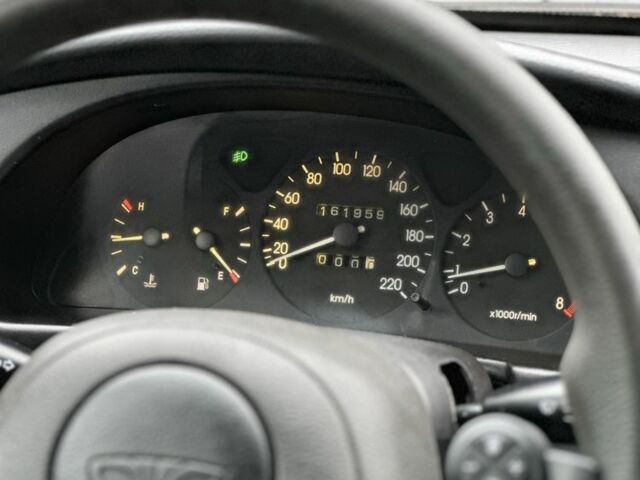 Серый Дэу Сенс, объемом двигателя 1.5 л и пробегом 160 тыс. км за 3500 $, фото 21 на Automoto.ua