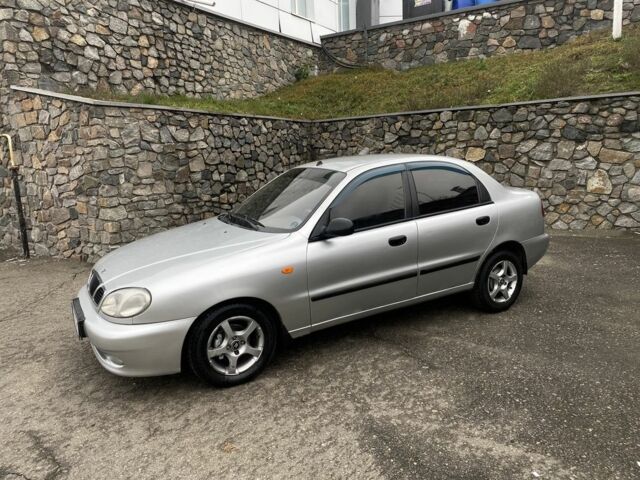 Серый Дэу Сенс, объемом двигателя 1.5 л и пробегом 182 тыс. км за 2600 $, фото 1 на Automoto.ua