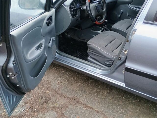 Серый Дэу Сенс, объемом двигателя 1.5 л и пробегом 138 тыс. км за 2899 $, фото 6 на Automoto.ua