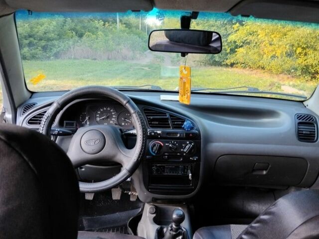 Сірий Деу Сенс, об'ємом двигуна 1.5 л та пробігом 299 тис. км за 2100 $, фото 7 на Automoto.ua