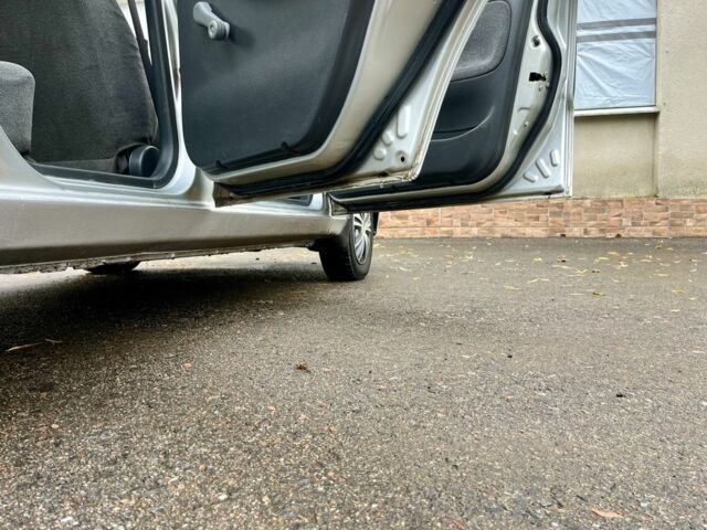 Серый Дэу Сенс, объемом двигателя 1.5 л и пробегом 203 тыс. км за 2250 $, фото 10 на Automoto.ua