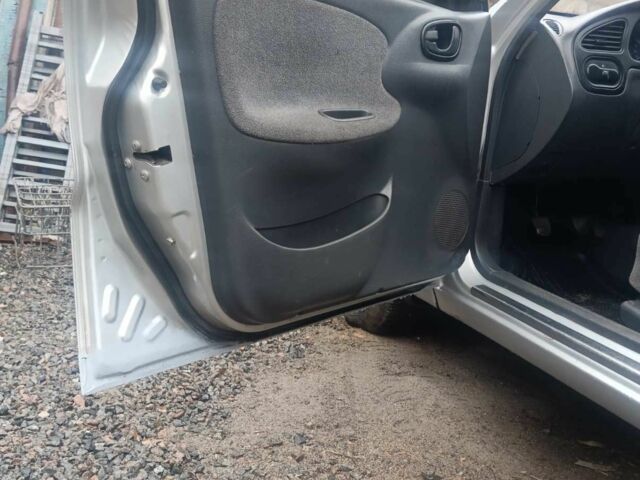 Сірий Деу Сенс, об'ємом двигуна 1.5 л та пробігом 333 тис. км за 1700 $, фото 4 на Automoto.ua