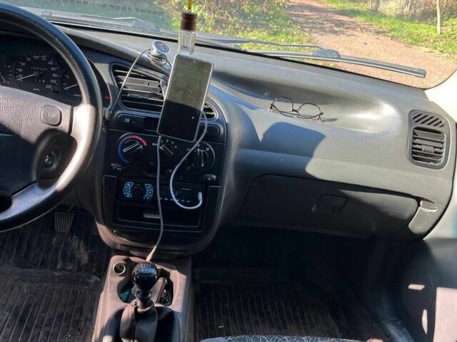 Серый Дэу Сенс, объемом двигателя 1.6 л и пробегом 180 тыс. км за 2600 $, фото 4 на Automoto.ua