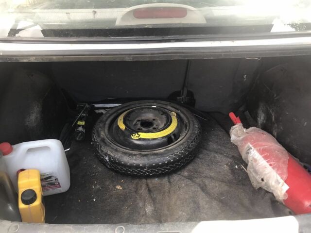 Сірий Деу Сенс, об'ємом двигуна 1.5 л та пробігом 190 тис. км за 1600 $, фото 7 на Automoto.ua