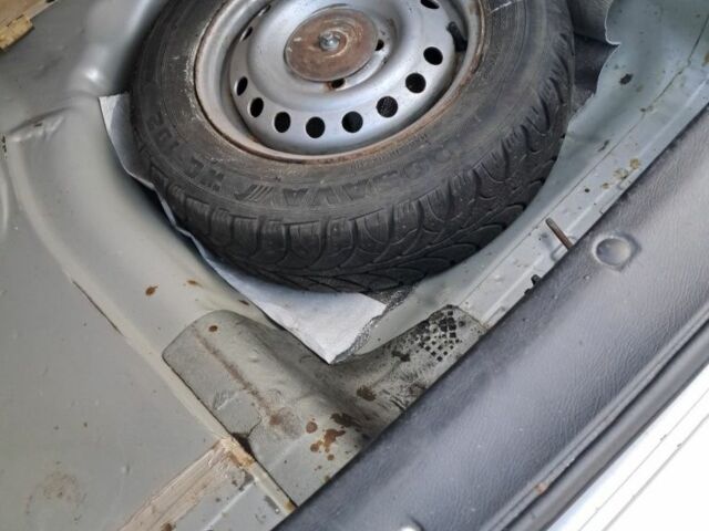 Деу Сенс 2008 у Прилуках на Automoto.ua Сірий Деу Сенс, об'ємом двигуна 1.5 л та пробігом 250 тис. км за 2300 $, фото 4 на Automoto.ua