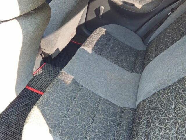 Серый Дэу Сенс, объемом двигателя 4 л и пробегом 200 тыс. км за 2200 $, фото 5 на Automoto.ua