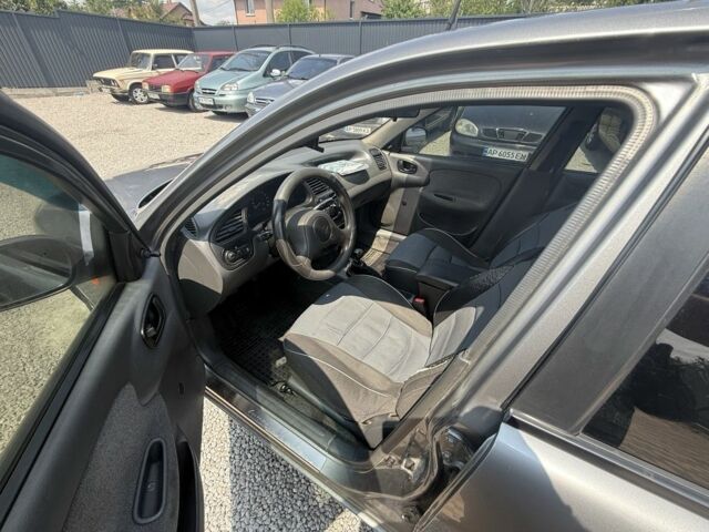 Сірий Деу Сенс, об'ємом двигуна 1.5 л та пробігом 195 тис. км за 2600 $, фото 3 на Automoto.ua