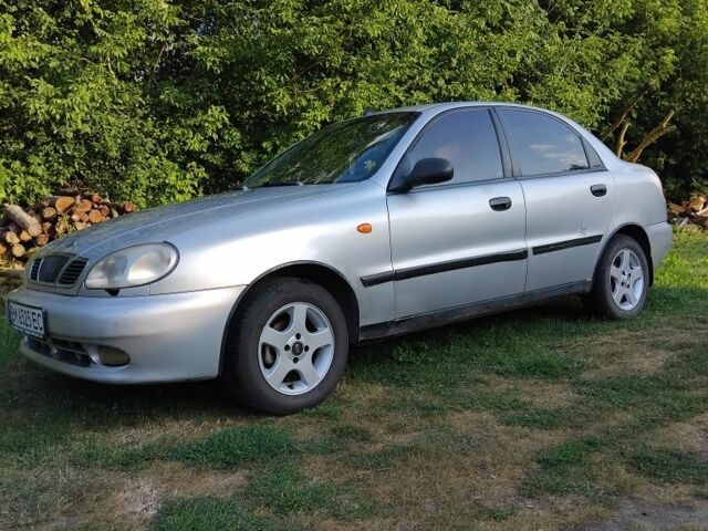 Сірий Деу Сенс, об'ємом двигуна 1.5 л та пробігом 299 тис. км за 2100 $, фото 1 на Automoto.ua