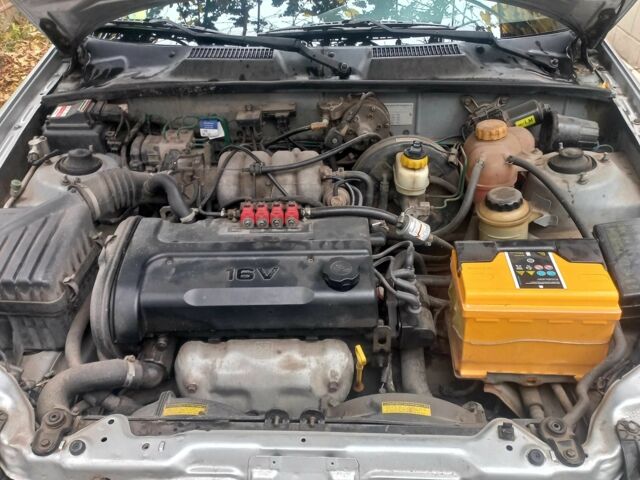 Серый Дэу Сенс, объемом двигателя 1.6 л и пробегом 199 тыс. км за 2500 $, фото 2 на Automoto.ua