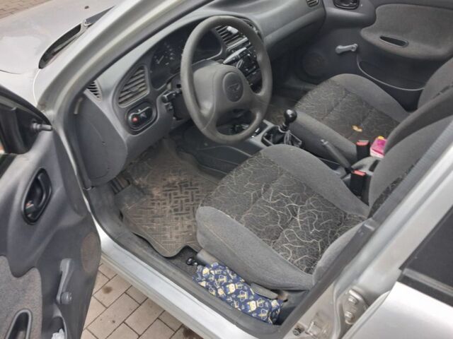 Сірий Деу Сенс, об'ємом двигуна 1.5 л та пробігом 291 тис. км за 1500 $, фото 4 на Automoto.ua