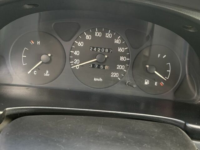 Дэу Сенс 2008 в Павлограде на Automoto.ua Серый Дэу Сенс, объемом двигателя 1.5 л и пробегом 242 тыс. км за 2400 $, фото 6 на Automoto.ua