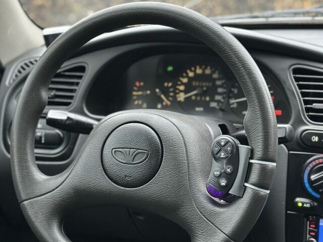 Серый Дэу Сенс, объемом двигателя 1.5 л и пробегом 160 тыс. км за 3500 $, фото 19 на Automoto.ua