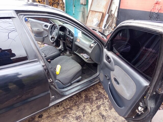 Серый Дэу Сенс, объемом двигателя 1.6 л и пробегом 300 тыс. км за 1400 $, фото 3 на Automoto.ua