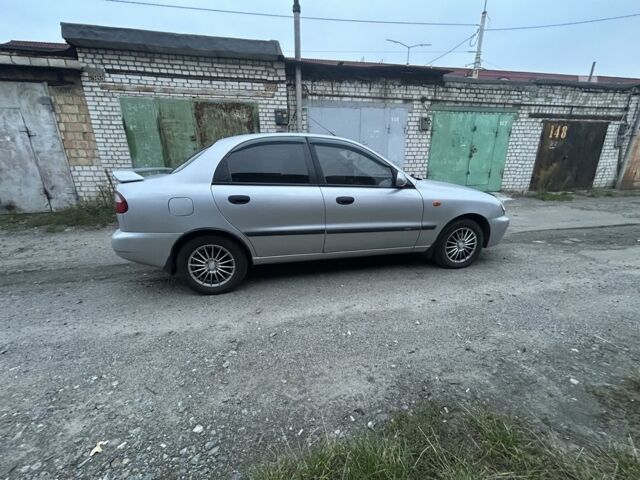 Серый Дэу Сенс, объемом двигателя 1.6 л и пробегом 220 тыс. км за 2150 $, фото 6 на Automoto.ua