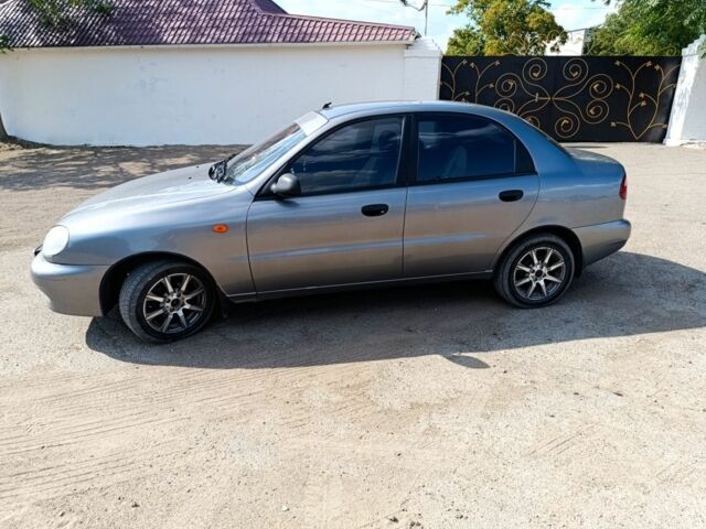 Сірий Деу Сенс, об'ємом двигуна 1.4 л та пробігом 100 тис. км за 3300 $, фото 1 на Automoto.ua