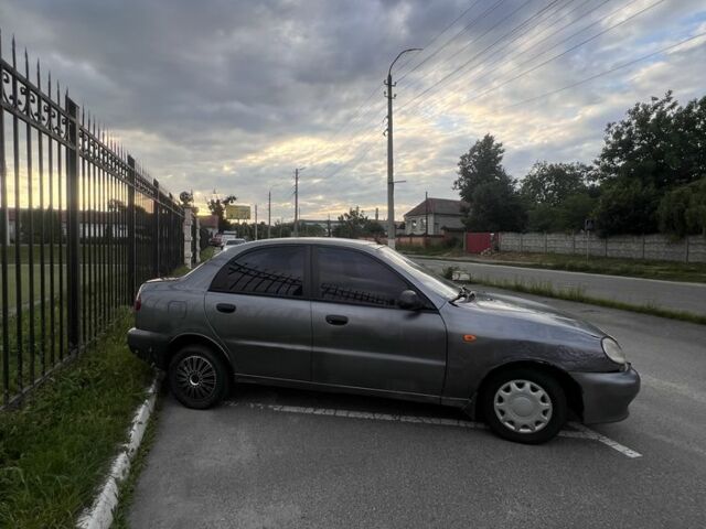 Серый Дэу Сенс, объемом двигателя 1.5 л и пробегом 320 тыс. км за 900 $, фото 2 на Automoto.ua