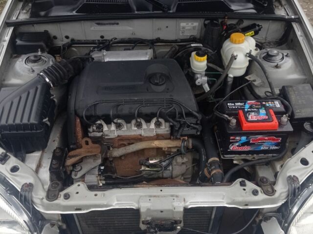 Серый Дэу Сенс, объемом двигателя 0 л и пробегом 160 тыс. км за 850 $, фото 4 на Automoto.ua