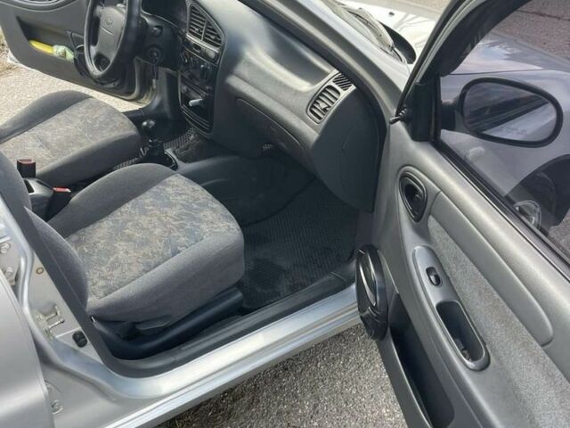 Серый Дэу Сенс, объемом двигателя 1.5 л и пробегом 200 тыс. км за 2999 $, фото 12 на Automoto.ua