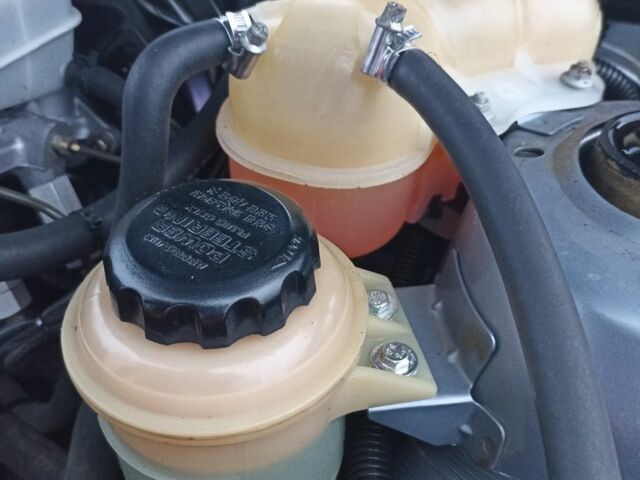 Сірий Деу Сенс, об'ємом двигуна 1.5 л та пробігом 62 тис. км за 3650 $, фото 10 на Automoto.ua