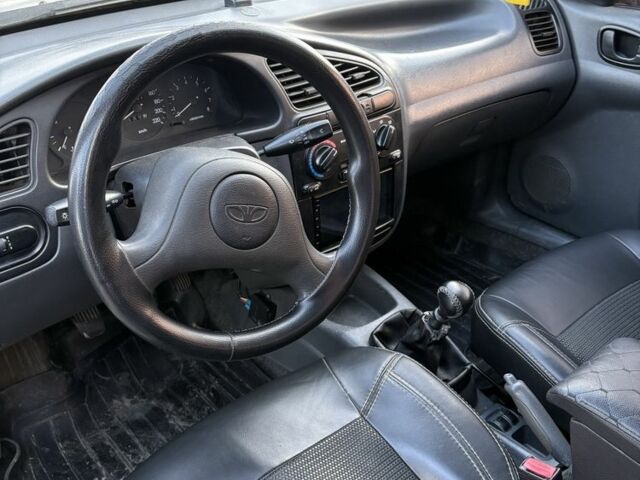 Серый Дэу Сенс, объемом двигателя 1.5 л и пробегом 245 тыс. км за 2400 $, фото 6 на Automoto.ua