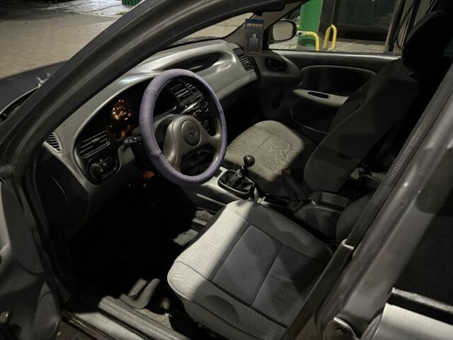 Серый Дэу Сенс, объемом двигателя 1.4 л и пробегом 280 тыс. км за 1000 $, фото 6 на Automoto.ua