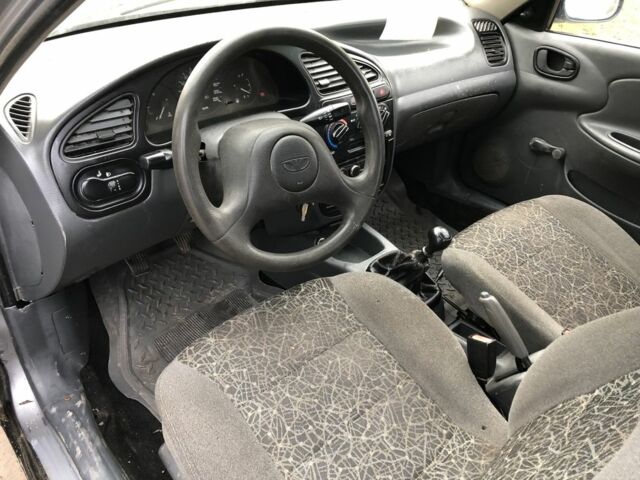 Сірий Деу Сенс, об'ємом двигуна 1.5 л та пробігом 130 тис. км за 999 $, фото 2 на Automoto.ua