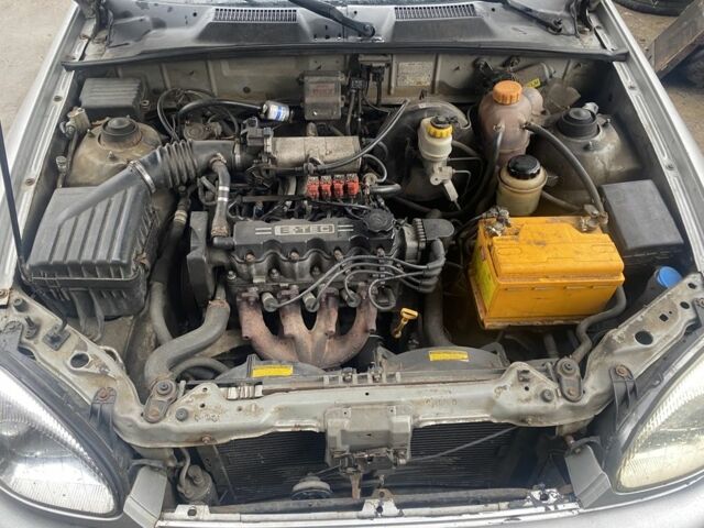 Серый Дэу Сенс, объемом двигателя 1.6 л и пробегом 360 тыс. км за 1500 $, фото 3 на Automoto.ua