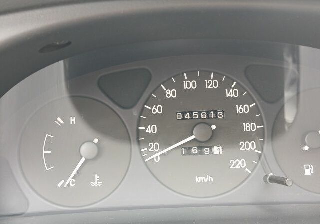 Серый Дэу Сенс, объемом двигателя 1.5 л и пробегом 46 тыс. км за 3200 $, фото 19 на Automoto.ua