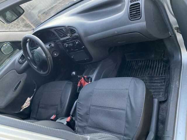 Серый Дэу Сенс, объемом двигателя 1.5 л и пробегом 230 тыс. км за 2400 $, фото 2 на Automoto.ua