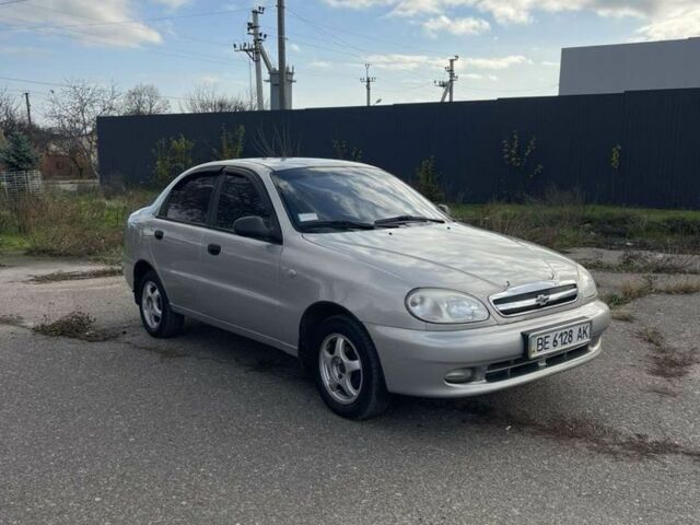 Серый Дэу Сенс, объемом двигателя 1.5 л и пробегом 200 тыс. км за 2999 $, фото 2 на Automoto.ua