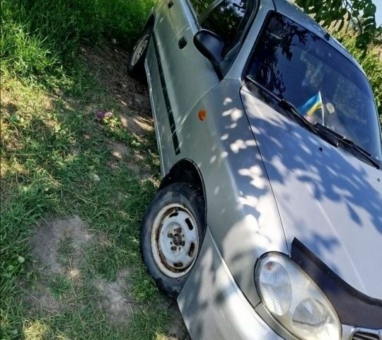 Сірий Деу Сенс, об'ємом двигуна 1.4 л та пробігом 250 тис. км за 1700 $, фото 1 на Automoto.ua