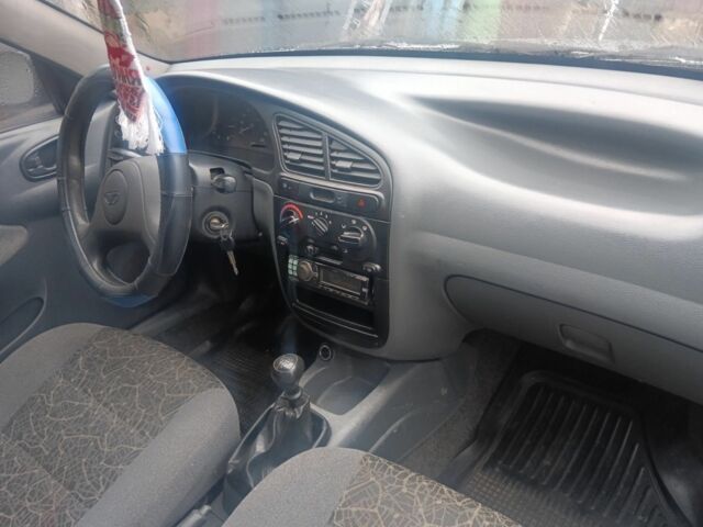 Сірий Деу Сенс, об'ємом двигуна 1.5 л та пробігом 333 тис. км за 1700 $, фото 2 на Automoto.ua