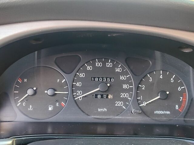 Сірий Деу Сенс, об'ємом двигуна 1.5 л та пробігом 180 тис. км за 2600 $, фото 2 на Automoto.ua