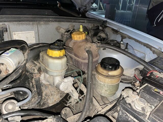 Серый Дэу Сенс, объемом двигателя 1.5 л и пробегом 300 тыс. км за 1600 $, фото 11 на Automoto.ua