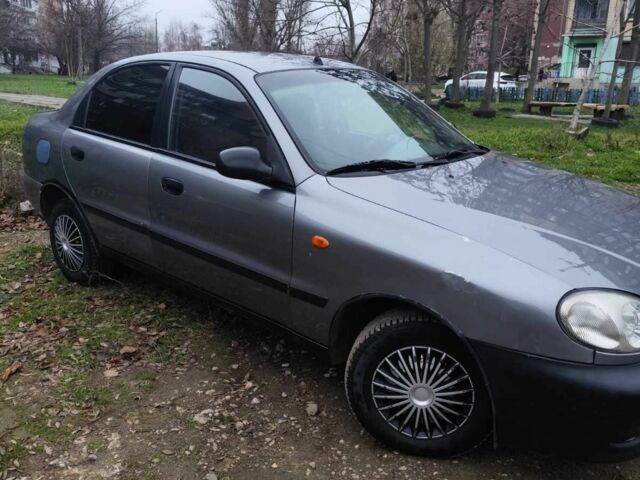 Серый Дэу Сенс, объемом двигателя 1.5 л и пробегом 220 тыс. км за 1900 $, фото 3 на Automoto.ua