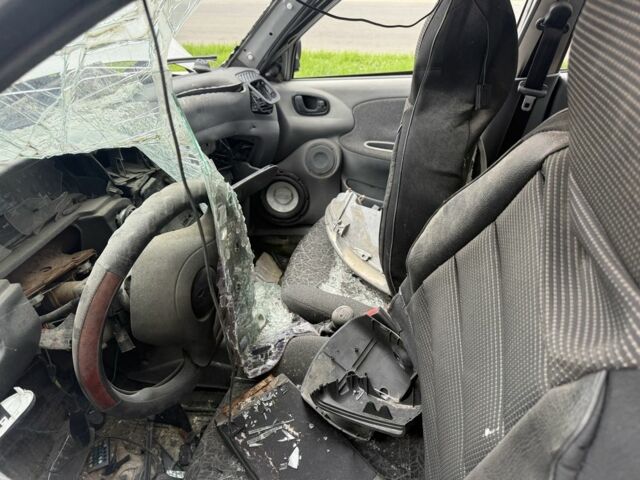 Сірий Деу Сенс, об'ємом двигуна 1.5 л та пробігом 200 тис. км за 500 $, фото 3 на Automoto.ua