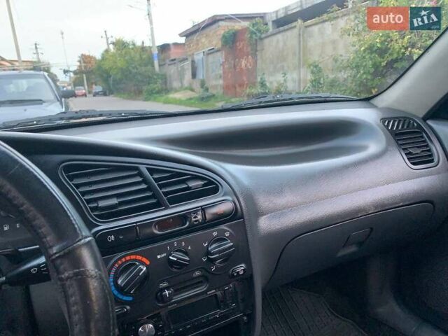Серый Дэу Сенс, объемом двигателя 0 л и пробегом 260 тыс. км за 1800 $, фото 2 на Automoto.ua
