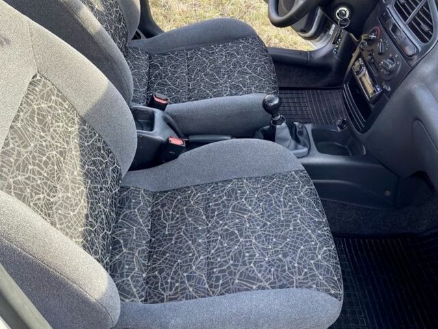 Серый Дэу Сенс, объемом двигателя 1.5 л и пробегом 250 тыс. км за 2000 $, фото 17 на Automoto.ua