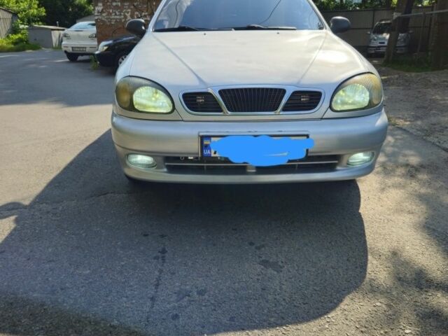 Серый Дэу Сенс, объемом двигателя 4 л и пробегом 200 тыс. км за 2200 $, фото 1 на Automoto.ua